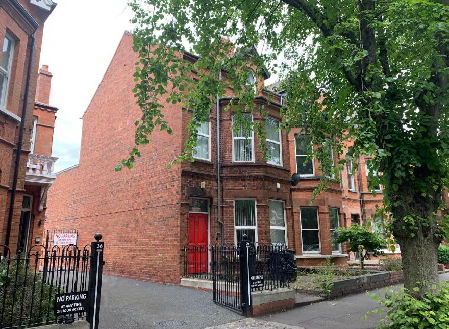 Apt 3, 38 Eglantine Avenue, Belfast, BT9 6DX photo
