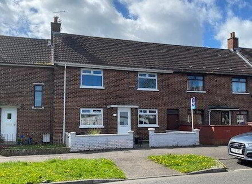 124 Sunnylands Avenue, Carrickfergus, BT38 8JT photo