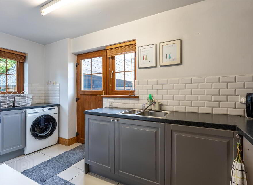 7 Tullykevin Road, Greyabbey, BT22 2QE