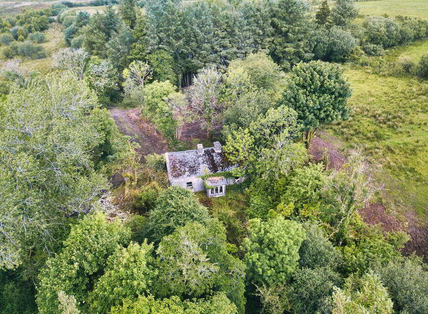 Tullynascreen, Dromahair