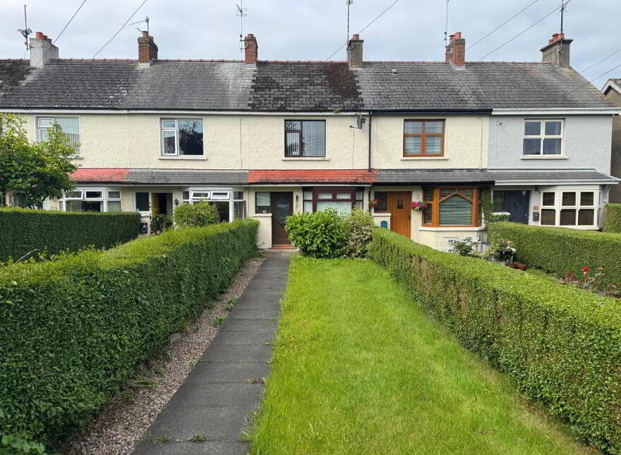 62 Lough Road, Lurgan, Craigavon, BT66 6JJ photo