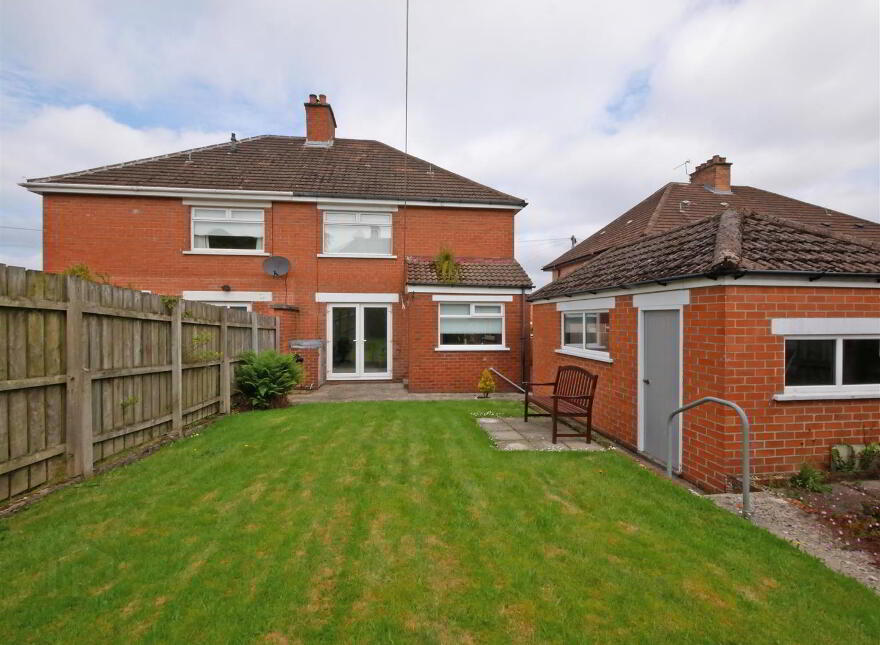 5 Tudor Avenue, Belfast, BT6 9LR