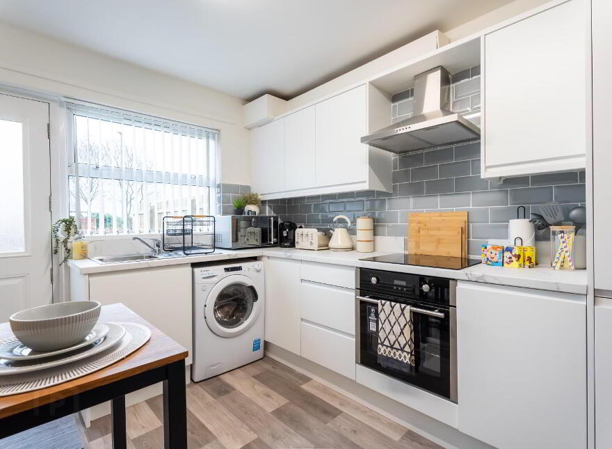 3 Oakdale House, Edenmore Court, Londonderry, BT48 7NG photo