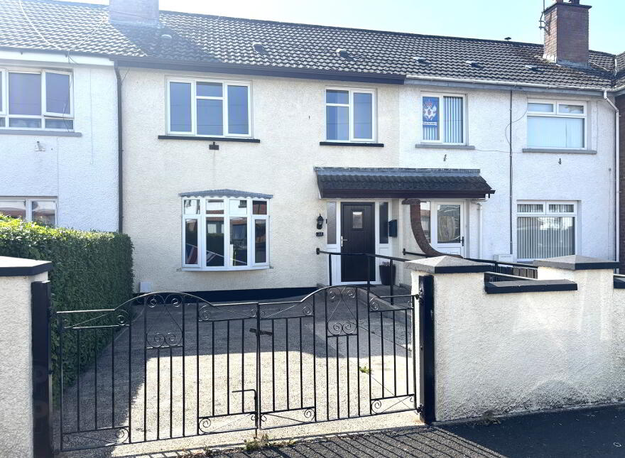 33 Wakehurst Park, Ballymena, BT42 3AY photo
