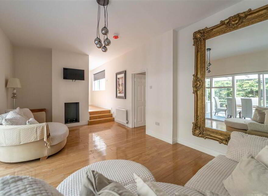 Glen Lane House, 3 Glen Road, Cultra, Holywood, BT18 0HB