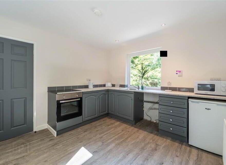 Glen Lane House, 3 Glen Road, Cultra, Holywood, BT18 0HB