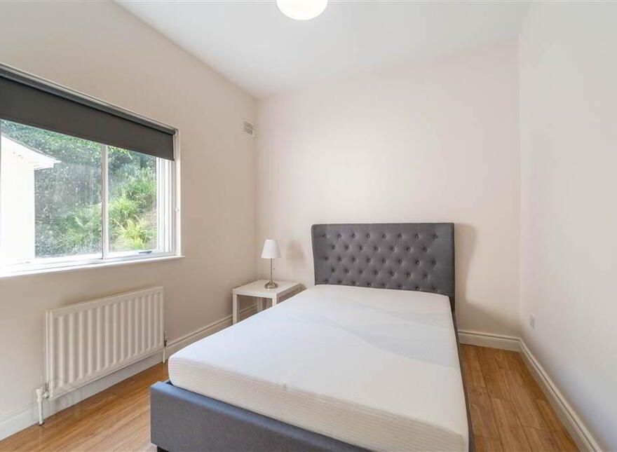 Glen Lane House, 3 Glen Road, Cultra, Holywood, BT18 0HB