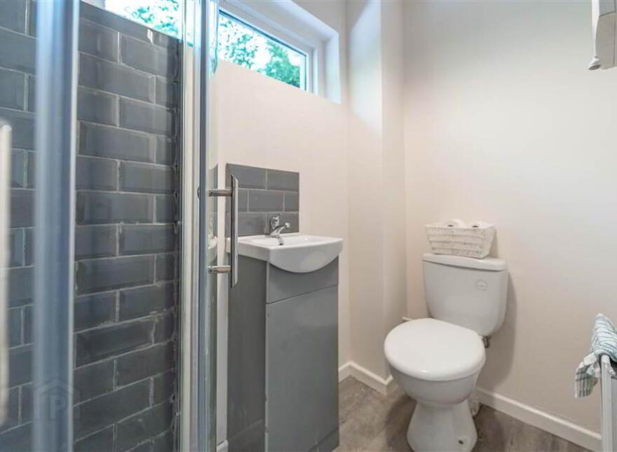 Glen Lane House, 3 Glen Road, Cultra, Holywood, BT18 0HB