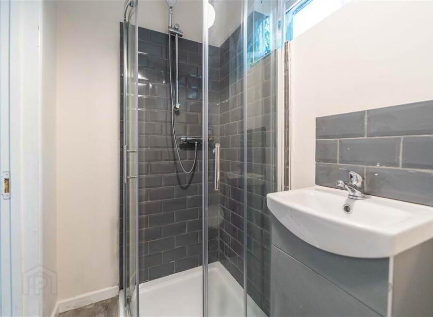 Glen Lane House, 3 Glen Road, Cultra, Holywood, BT18 0HB