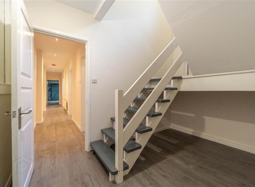 Glen Lane House, 3 Glen Road, Cultra, Holywood, BT18 0HB