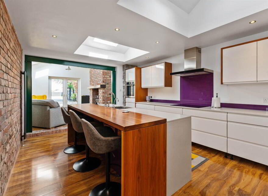 244 Ballygowan Road, Crossnacreevy, Belfast, BT5 7UB