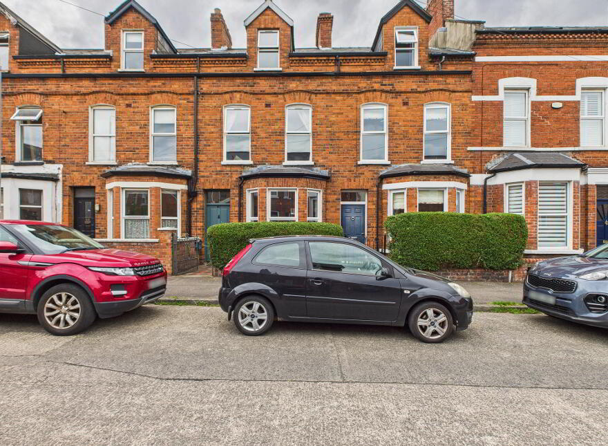 47 Haypark Avenue, Belfast, BT7 3FD photo