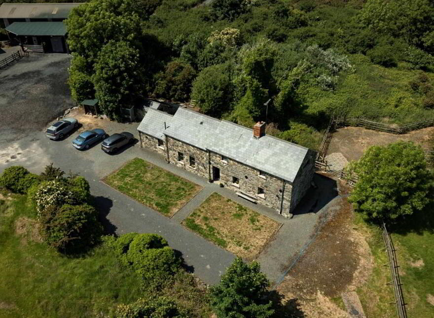 25b Magheralone Road, Ballynahinch, BT24 8ND photo