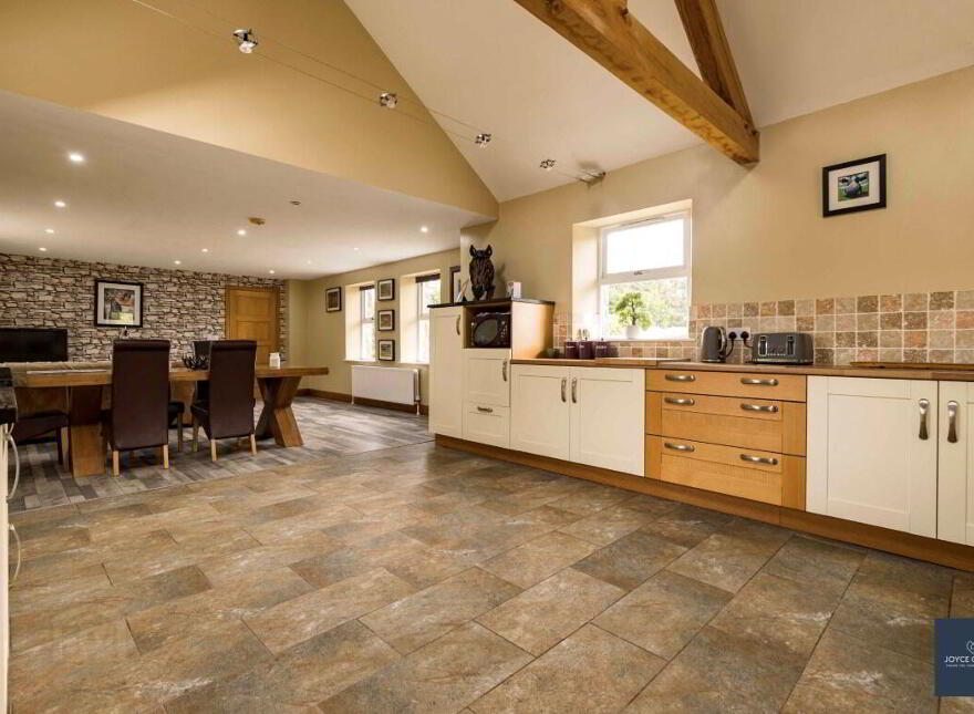 25b Magheralone Road, Ballynahinch, BT24 8ND