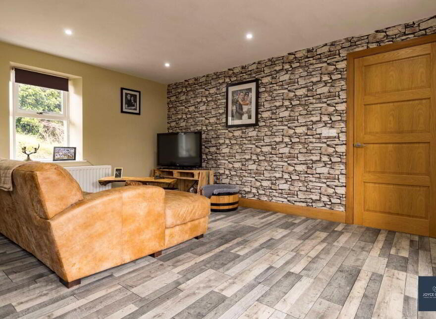 25b Magheralone Road, Ballynahinch, BT24 8ND