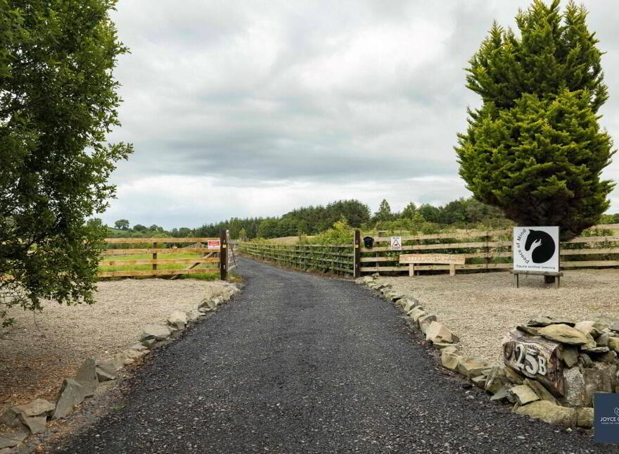 25b Magheralone Road, Ballynahinch, BT24 8ND