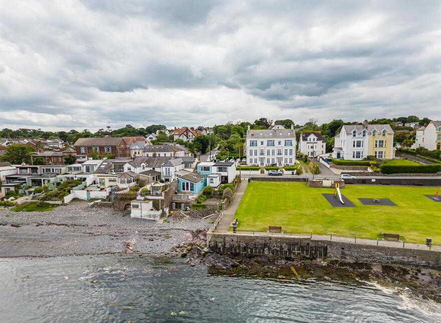 21 Warren Road, Donaghadee, BT21 0DS