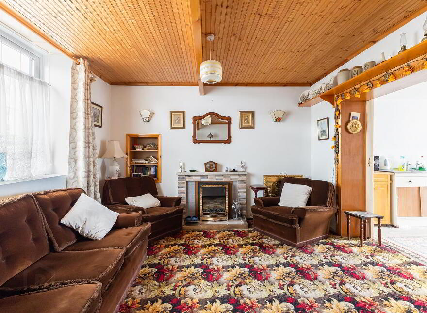 21 Warren Road, Donaghadee, BT21 0DS