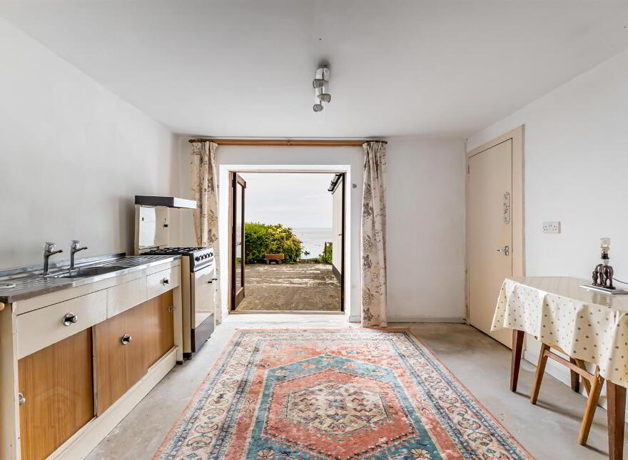 21 Warren Road, Donaghadee, BT21 0DS