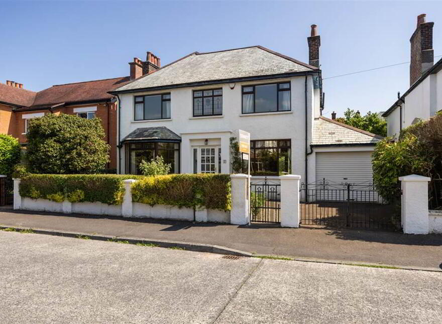 7 Dorchester Park, Belfast, BT9 6RH photo