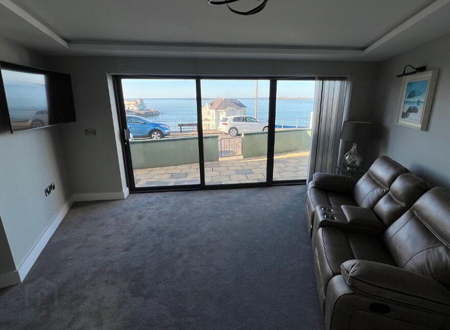 4 Craigvarra (holiday Let), Portrush, BT56 8AJ