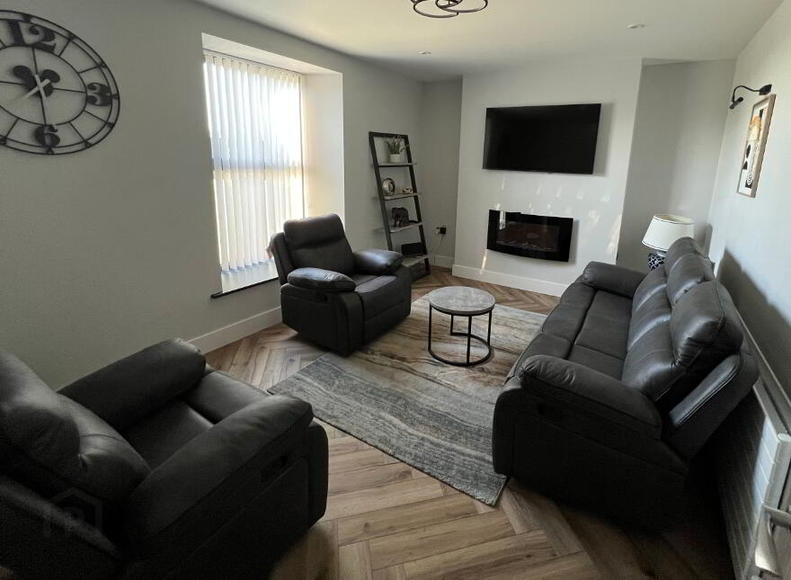 4 Craigvarra (holiday Let), Portrush, BT56 8AJ