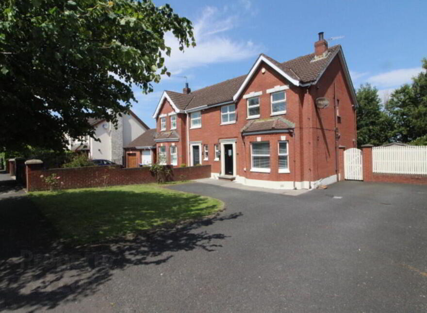 41 Mayfield Road, Newtownabbey, BT36 7WE photo