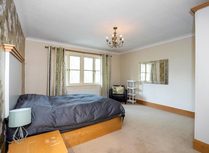 62 Osborne Park, Belfast, BT9 6JP