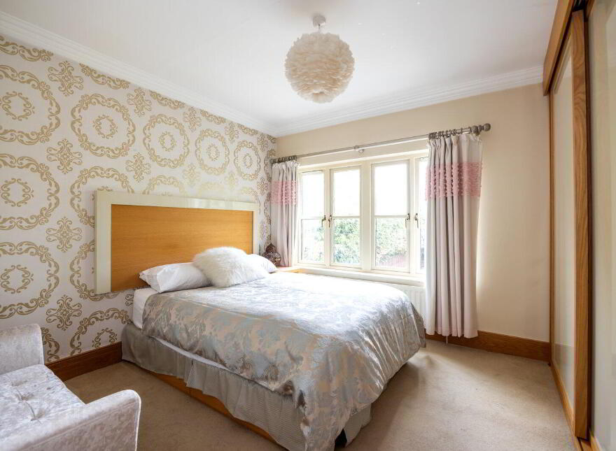 62 Osborne Park, Belfast, BT9 6JP