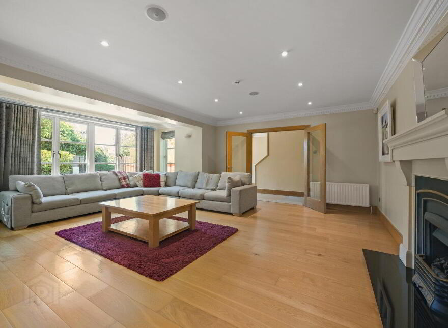 62 Osborne Park, Malone, Belfast, BT9 6JP
