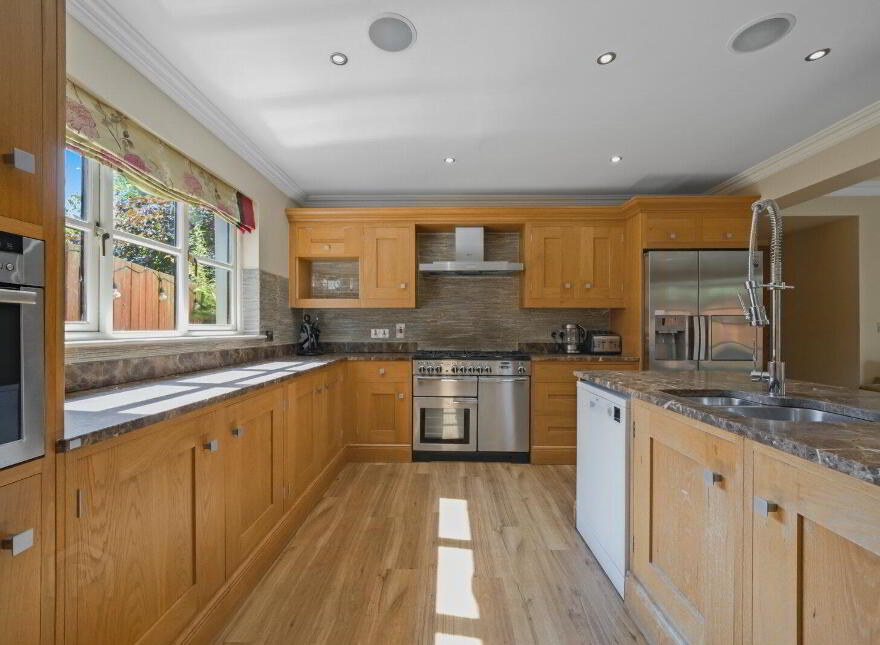 62 Osborne Park, Malone, Belfast, BT9 6JP