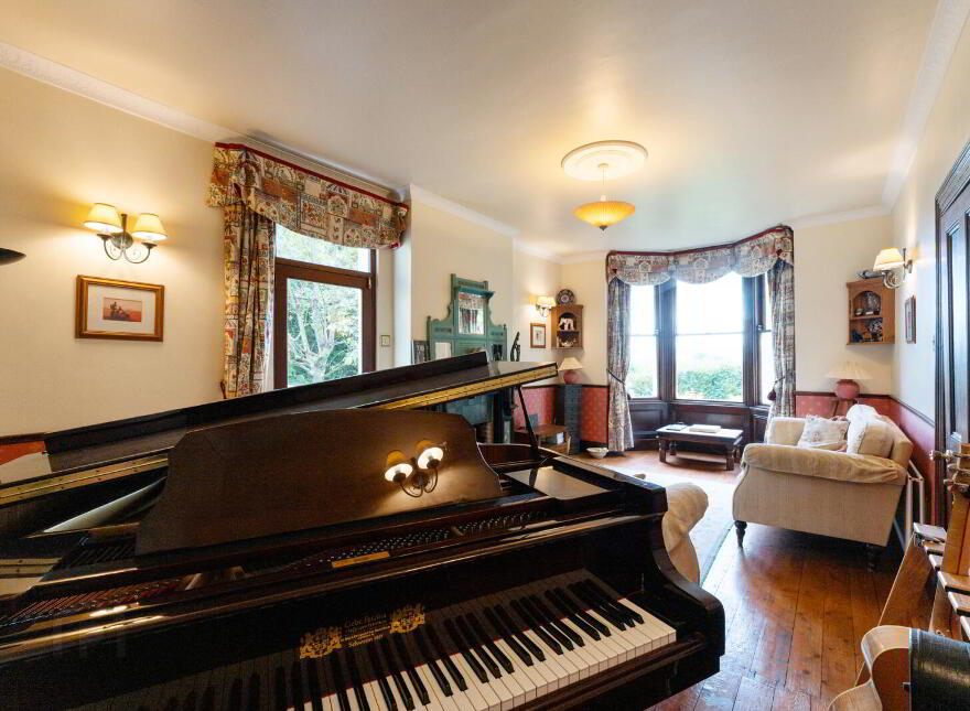 10 Ballygrainey Road, Holywood, BT18 0HE
