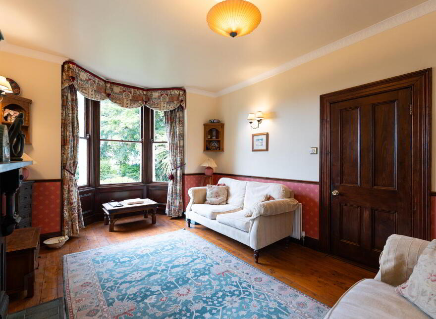 10 Ballygrainey Road, Holywood, BT18 0HE