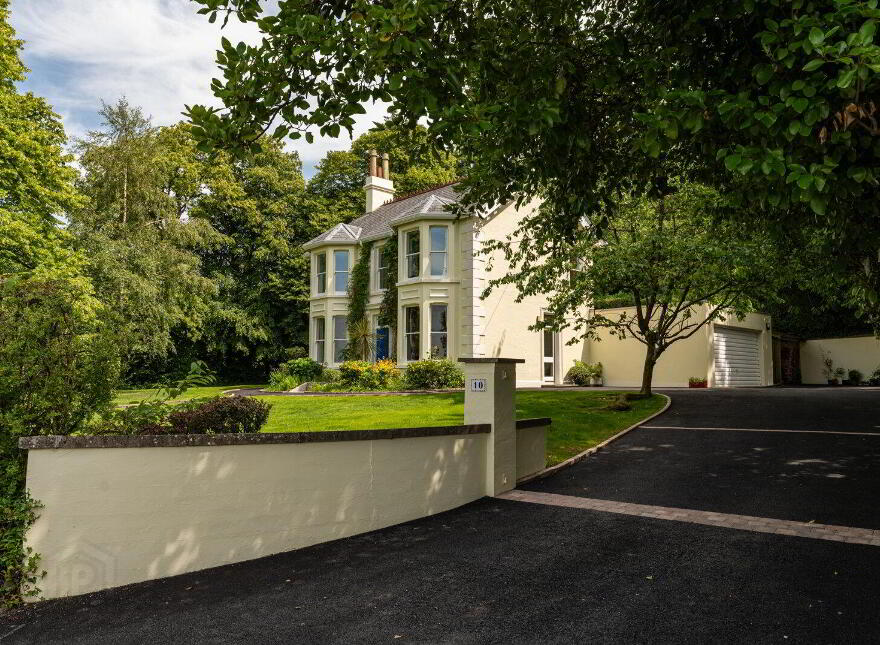10 Ballygrainey Road, Holywood, BT18 0HE