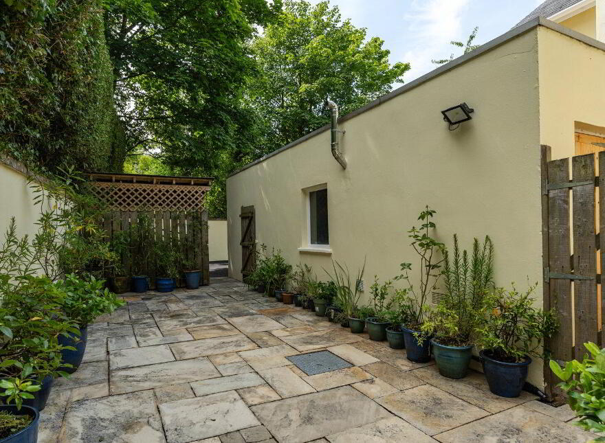 10 Ballygrainey Road, Holywood, BT18 0HE