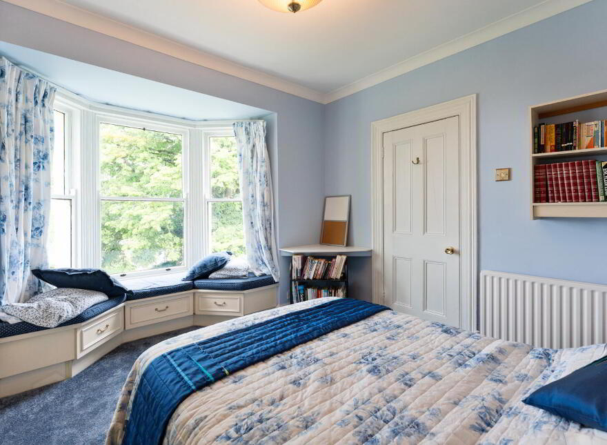10 Ballygrainey Road, Holywood, BT18 0HE