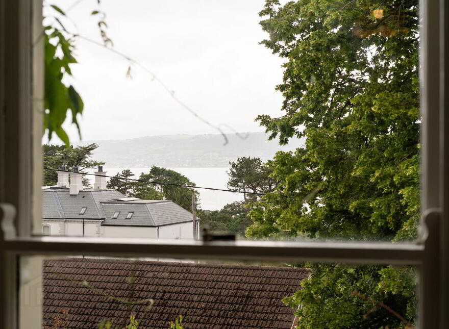 10 Ballygrainey Road, Holywood, BT18 0HE
