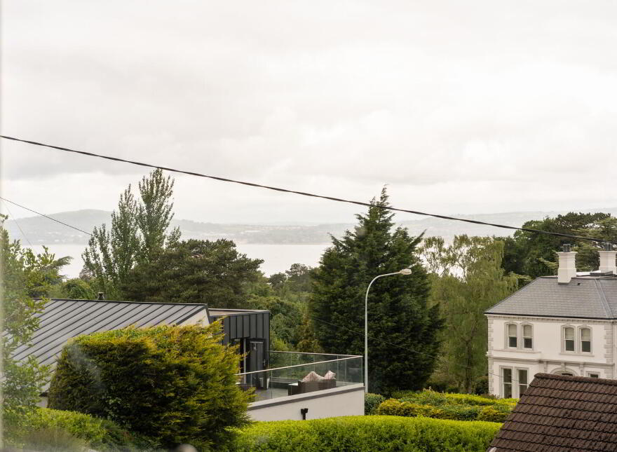 10 Ballygrainey Road, Holywood, BT18 0HE
