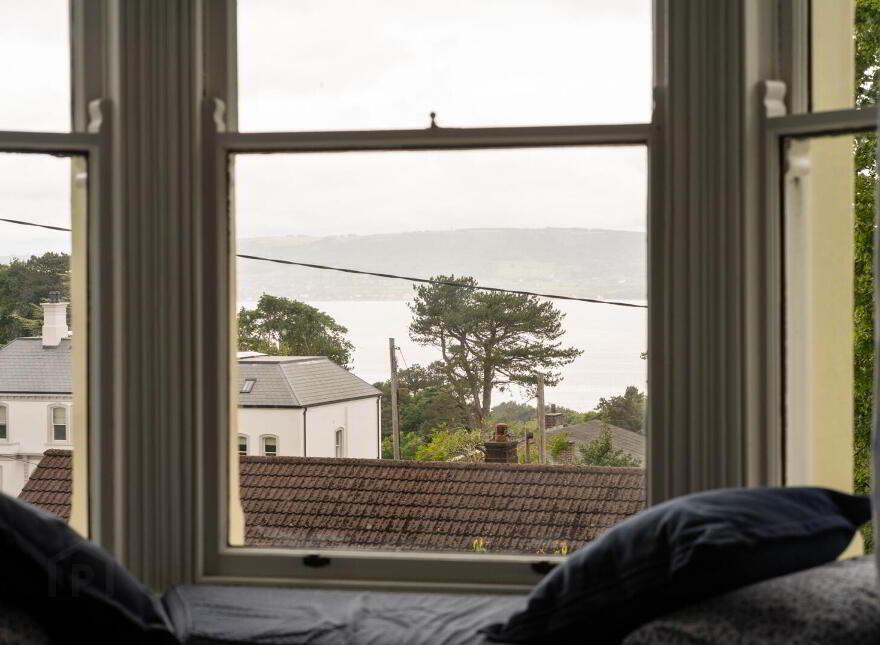 10 Ballygrainey Road, Holywood, BT18 0HE