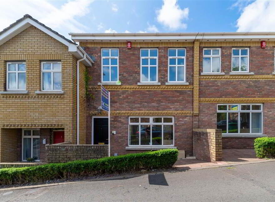 9 Glenburn Manor, Dunmurry, Belfast, BT17 9BQ photo