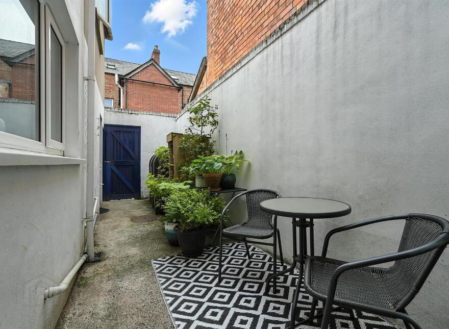 8 Elaine Street, Belfast, BT9 5AR