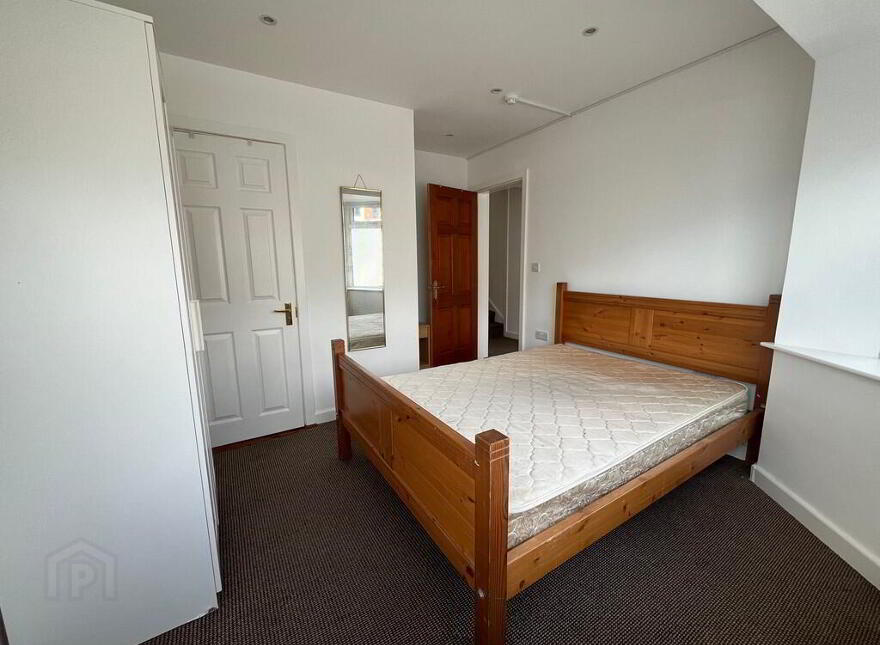 60 Ulsterville Gardens, Belfast, BT9 7BB