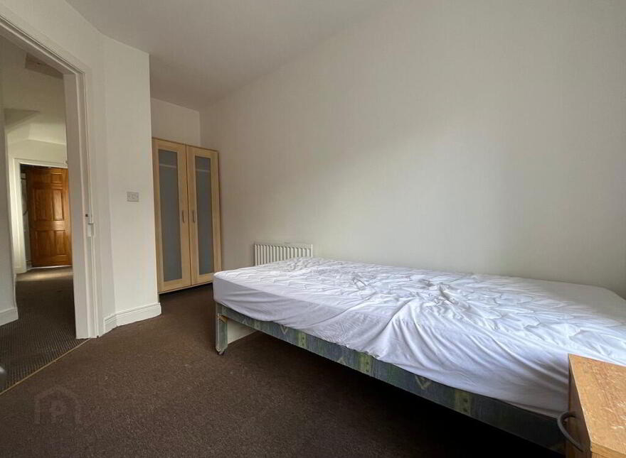 60 Ulsterville Gardens, Belfast, BT9 7BB