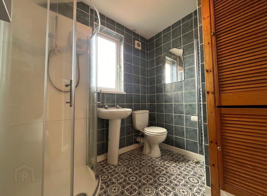 60 Ulsterville Gardens, Belfast, BT9 7BB