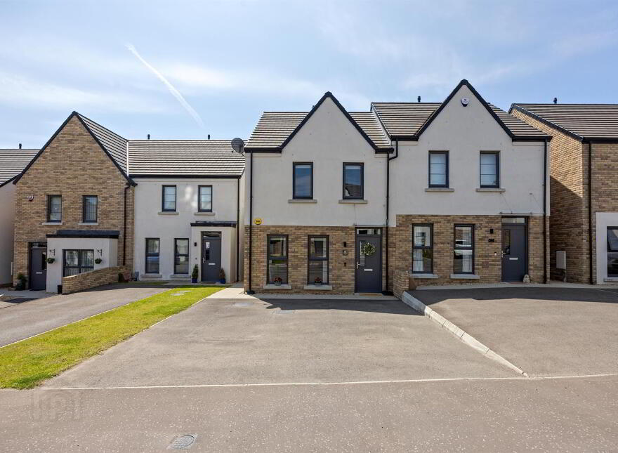 17 Little Enler Lane, Comber, BT23 5ZW