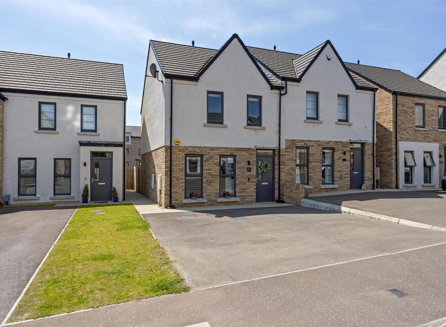 17 Little Enler Lane, Comber, BT23 5ZW photo