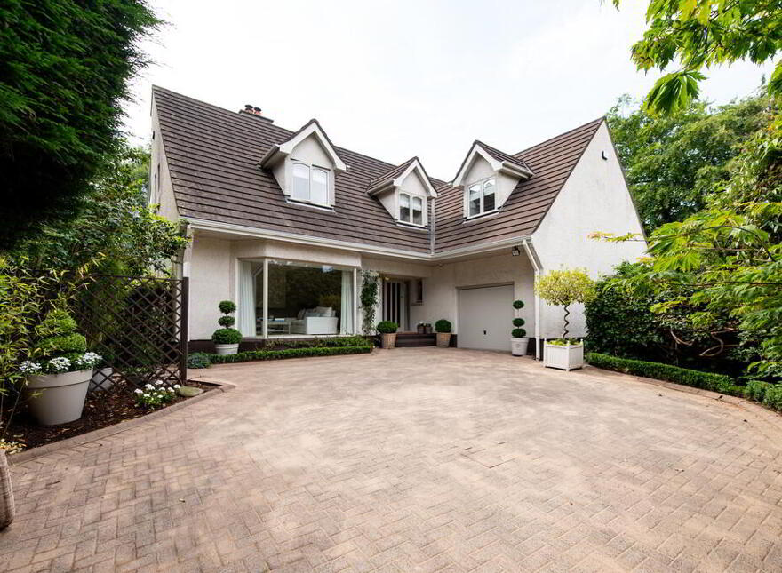 "Brambles", 12b Lenamore Avenue, Jordanstown, Newtownabbey, BT37 0PF photo