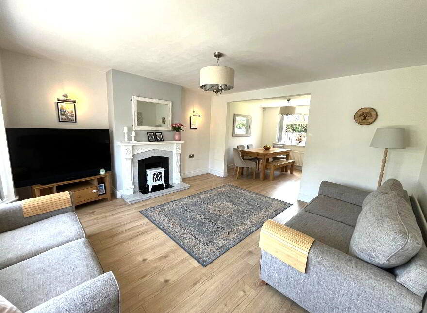 25 Windslow Heights, Carrickfergus, BT38 9AT