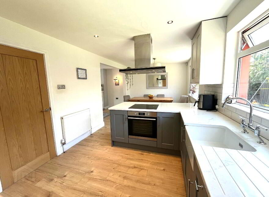 25 Windslow Heights, Carrickfergus, BT38 9AT