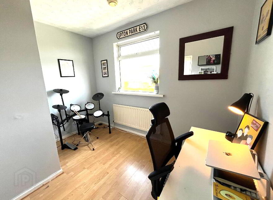25 Windslow Heights, Carrickfergus, BT38 9AT